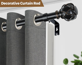 KAMANINA center bracket option increases stability for heavier curtains.