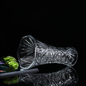 Family-friendly Kanpura vase with durable, safe glass