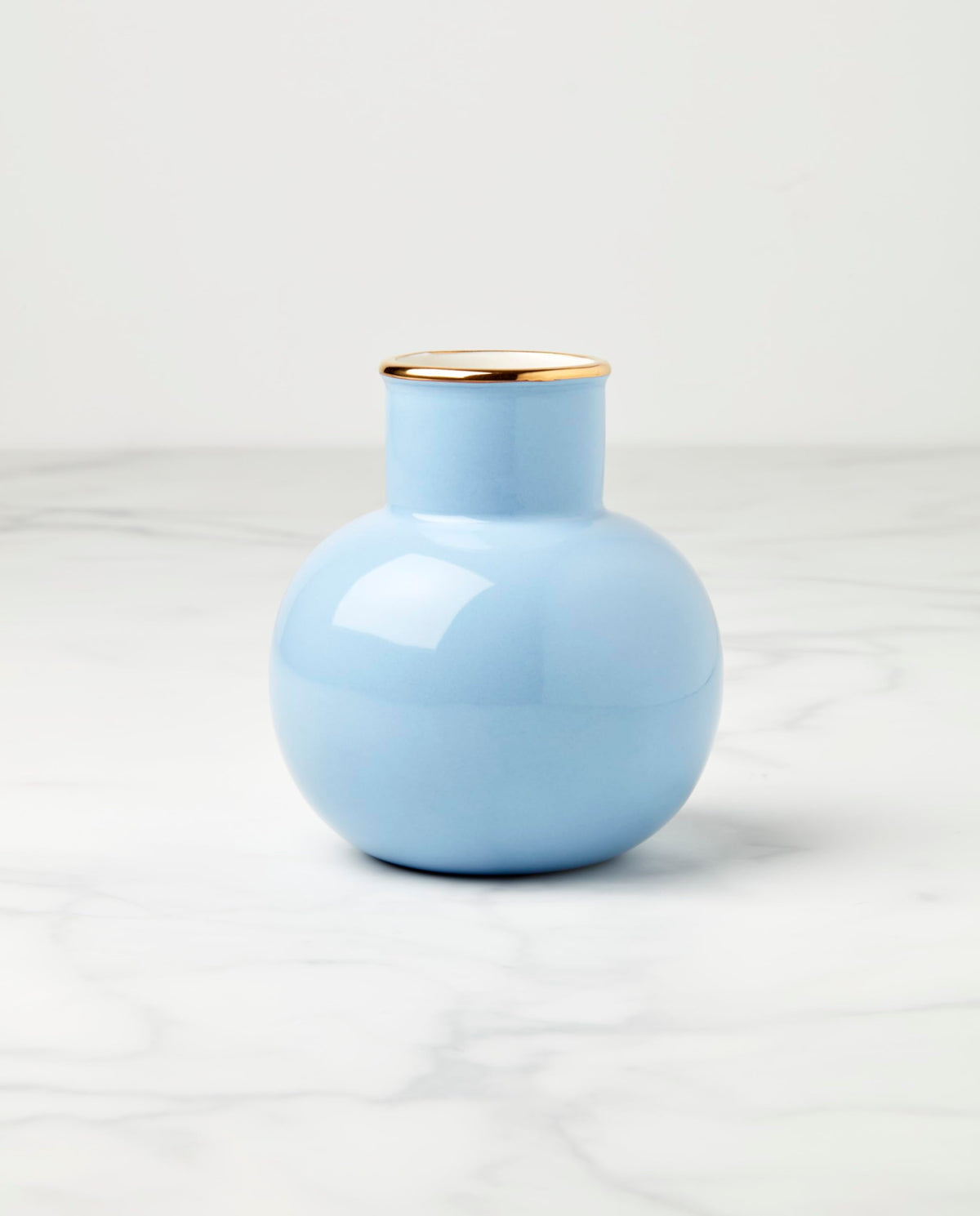 Kate Spade New York blue Make It Pop small vase shows 24K gold accents on display