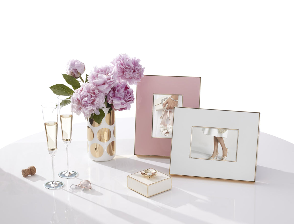 Kate Spade New York Make It Pop Floral Box dimensions for compact storage
