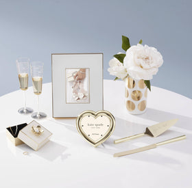 Kate Spade New York Make It Pop Floral Box materials: stainless steel and enamelware