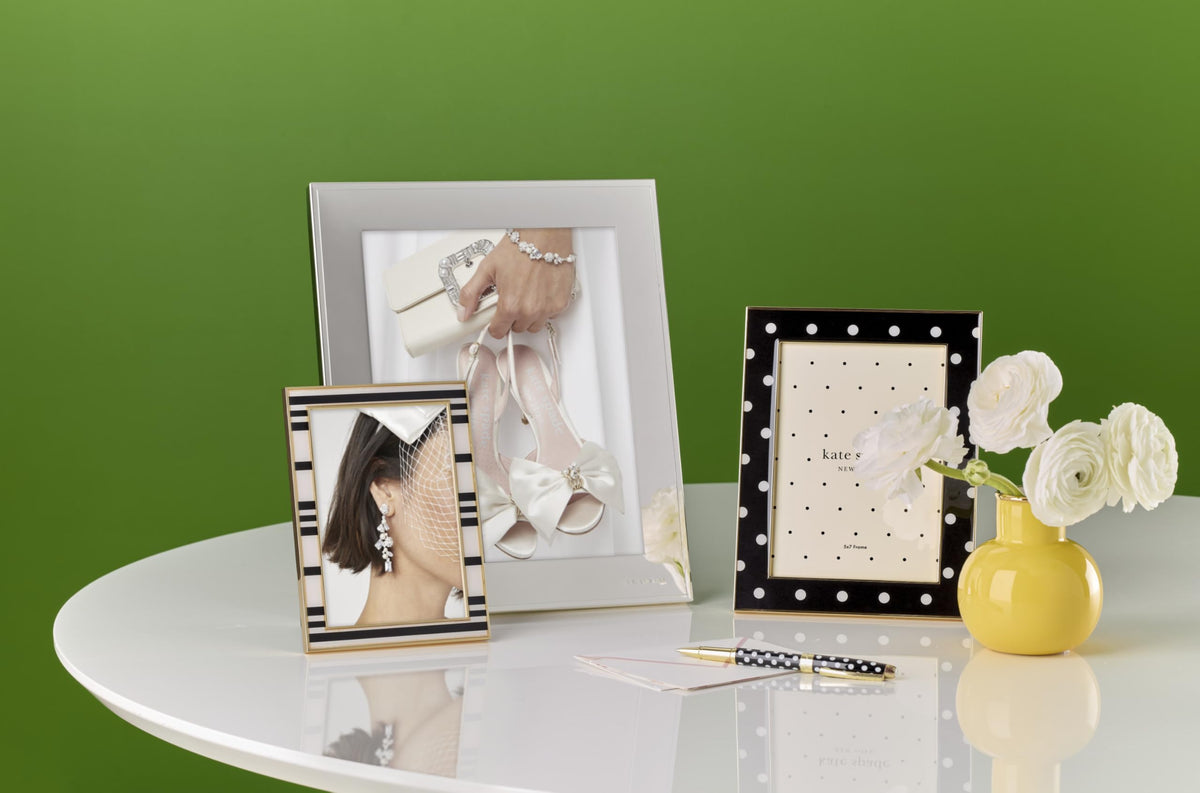 Kate Spade New York Make It Pop yellow vase ready for gifting