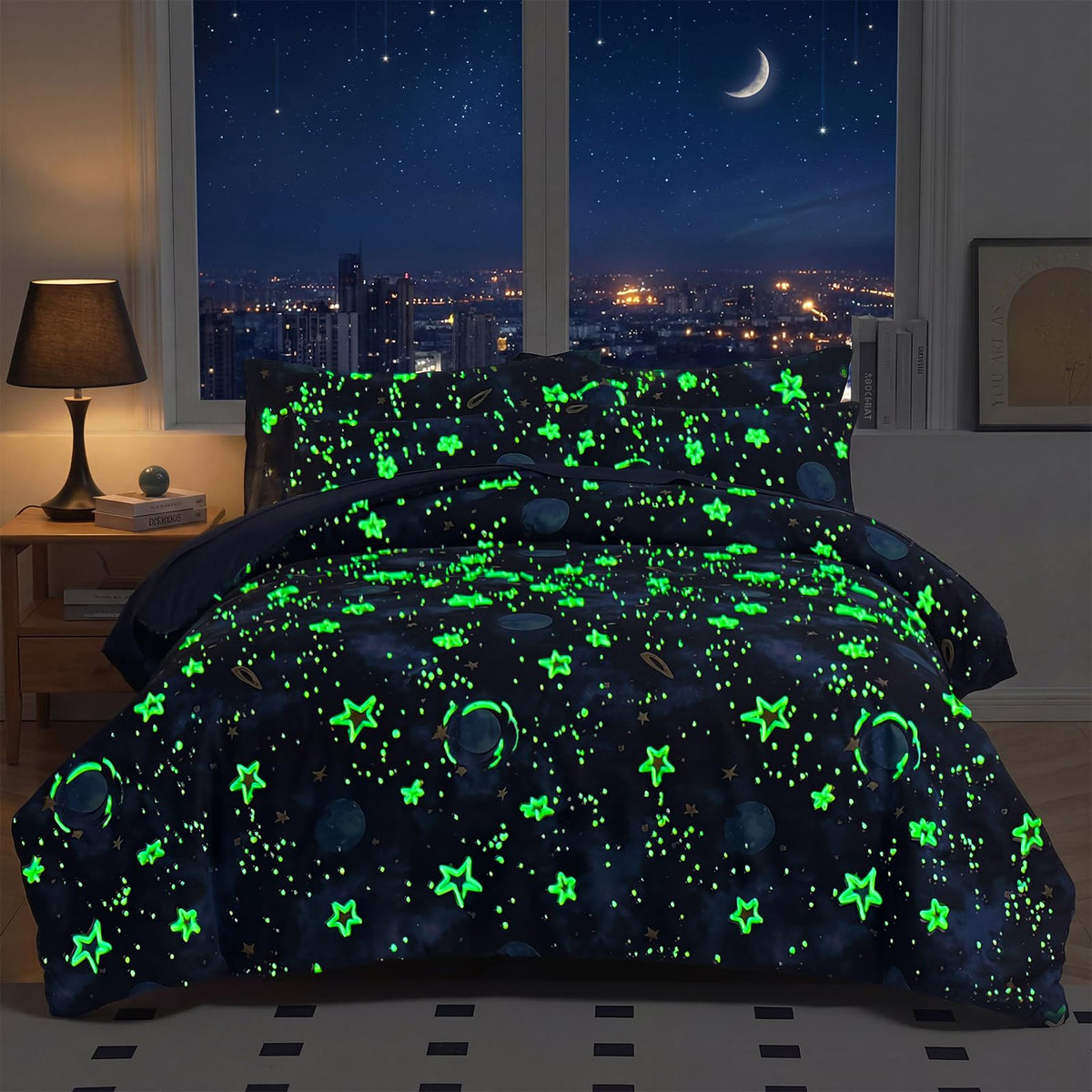 Kautudrum gift-ready space bedding set makes a thoughtful surprise for young dreamers.