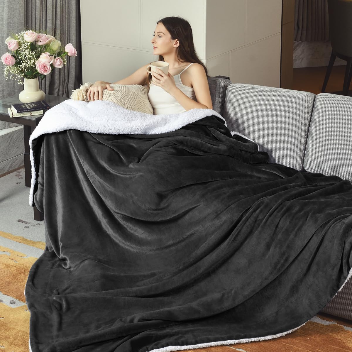 KAWAHOME Sherpa blanket size guide and styling ideas for bedrooms.