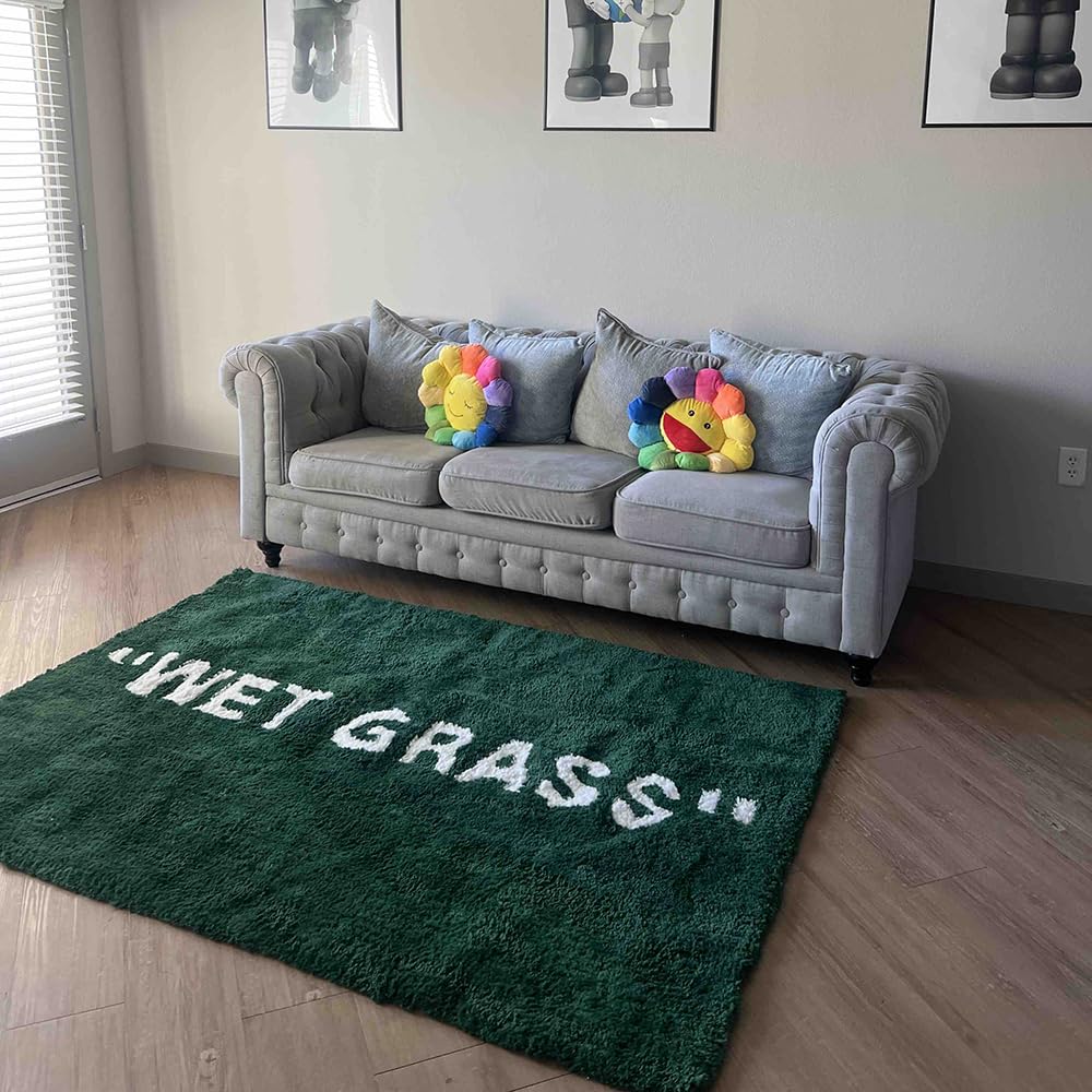 KEEP OFF Wet Grass Rug bedside rug offers warm softness for nighttime routine