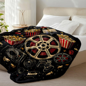 Keepitcozi outdoor throw blanket ready for picnics and camping.