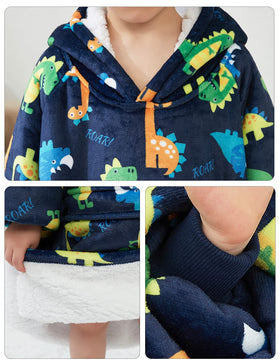 KFUBUO deep pockets on the dinosaur hoodie blanket securely hold small treasures.
