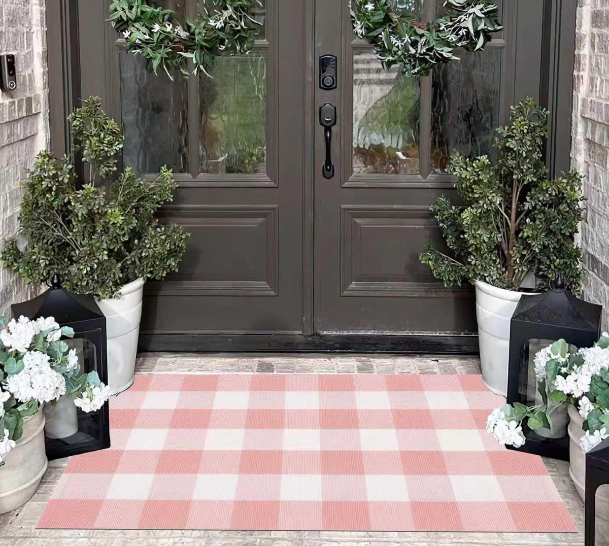 KIhipIoe buffalo plaid rug with pink and white checks brightens decor