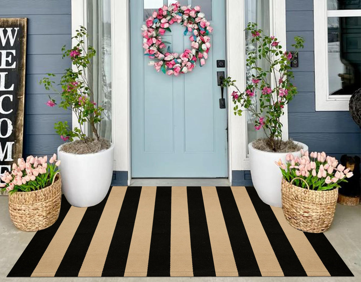 KIhipIoe hallway rug blends with many decor styles