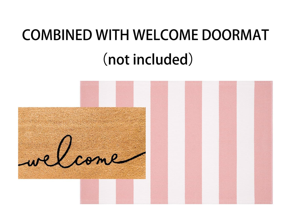 KIhipIoe striped rug delivers soft cotton underfoot for cozy everyday comfort.