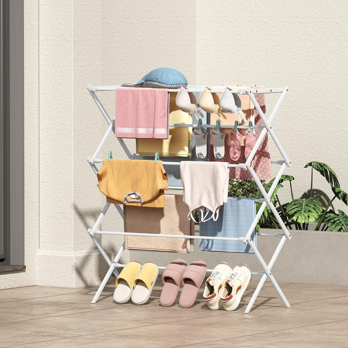 KINGBOARD easy-assembly rack with quick setup.
