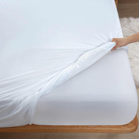 Kingnex 60x75 RV mattress protector designed for short queen beds.
