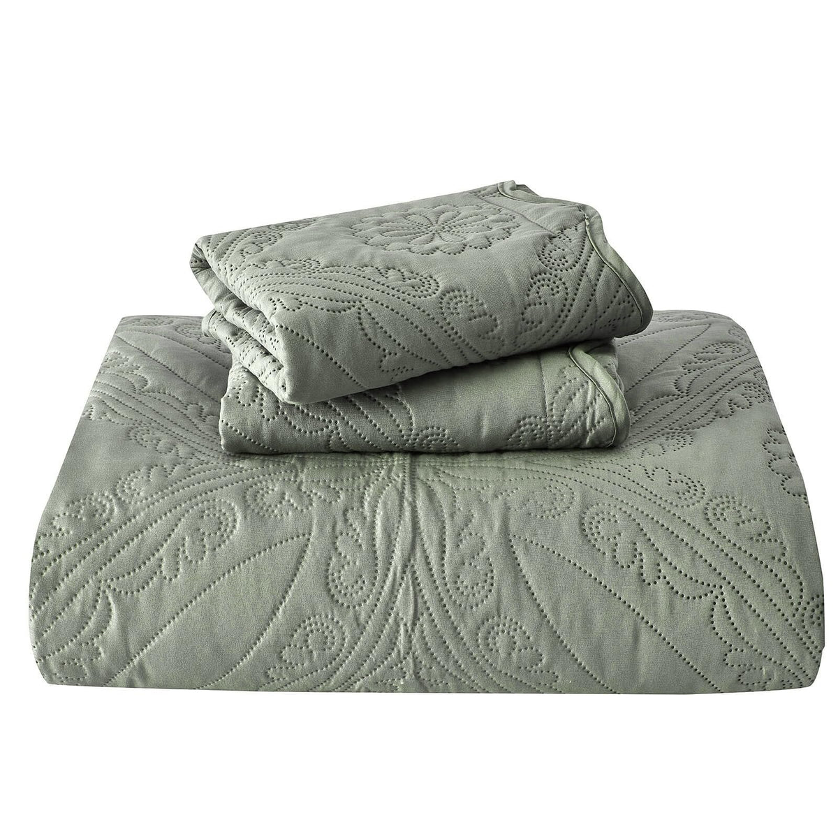 Kingnex bed spread in a tranquil master bedroom setting