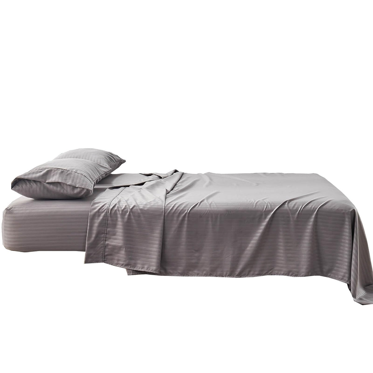Kingnex snug-fit fitted sheet with elastic band stays in place.
