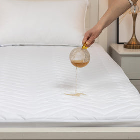 Kingnex soft brushed polyester top layer feels gentle to skin