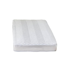 Kingnex waterproof membrane back blocks liquids from reaching mattress