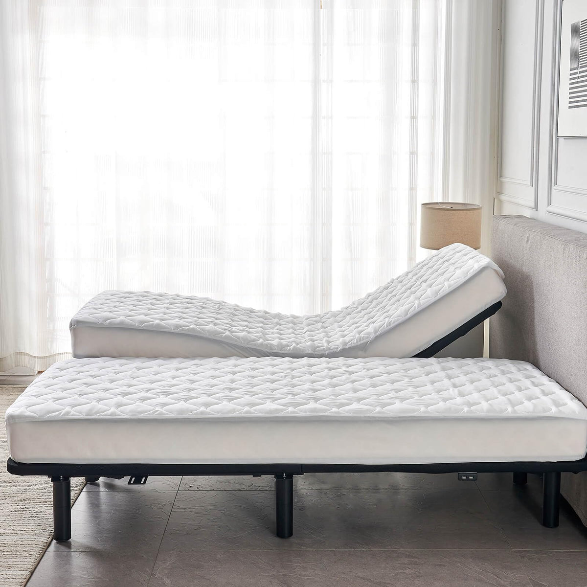 Kingnex white mattress protector adds a clean look to the bed