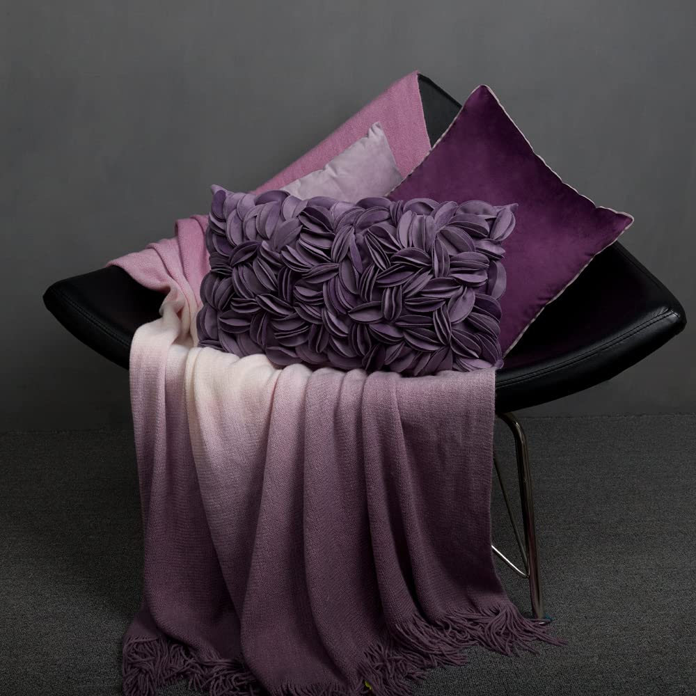 KINGROSE stitched-edge durability helps prevent fraying for long-lasting use