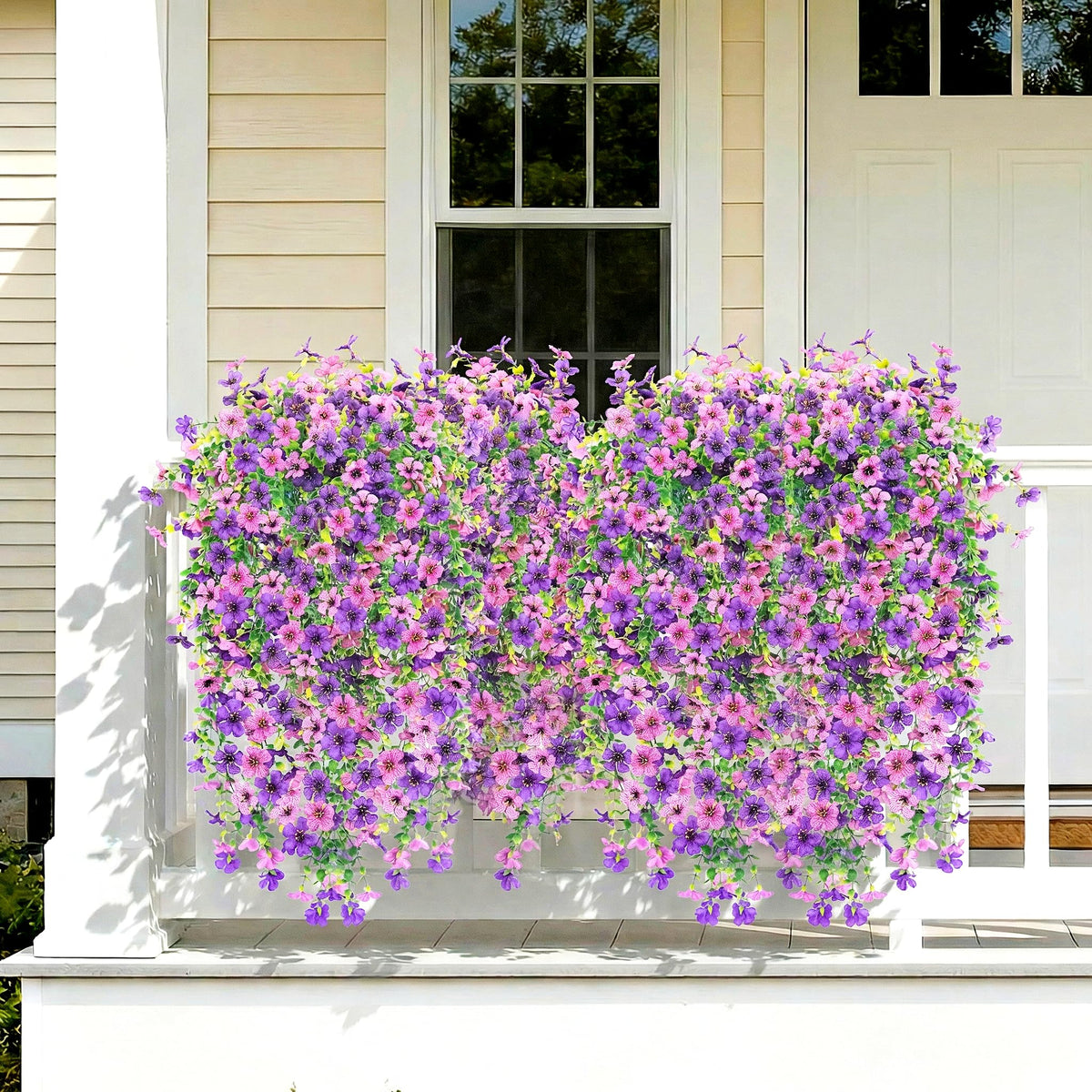 Kingsboomy five-piece set fits standard hanging baskets and urn fillers.