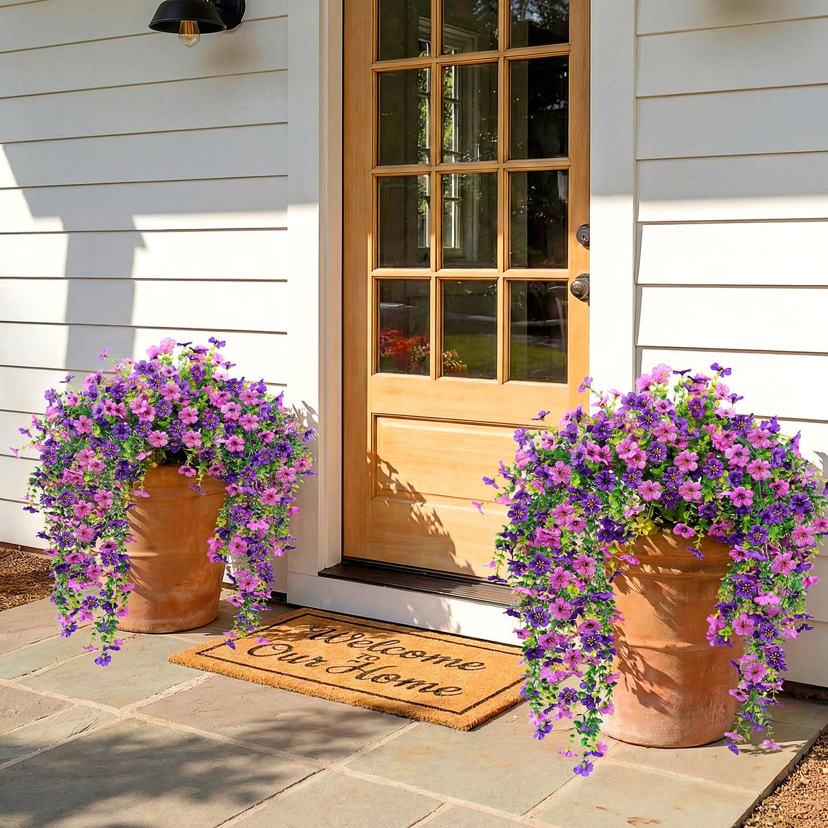 Kingsboomy maintenance-free decor saves time while staying vibrant outside.