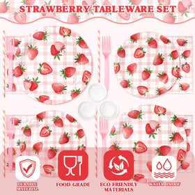 Kinovo pink straws to complete the strawberry theme and easy sipping
