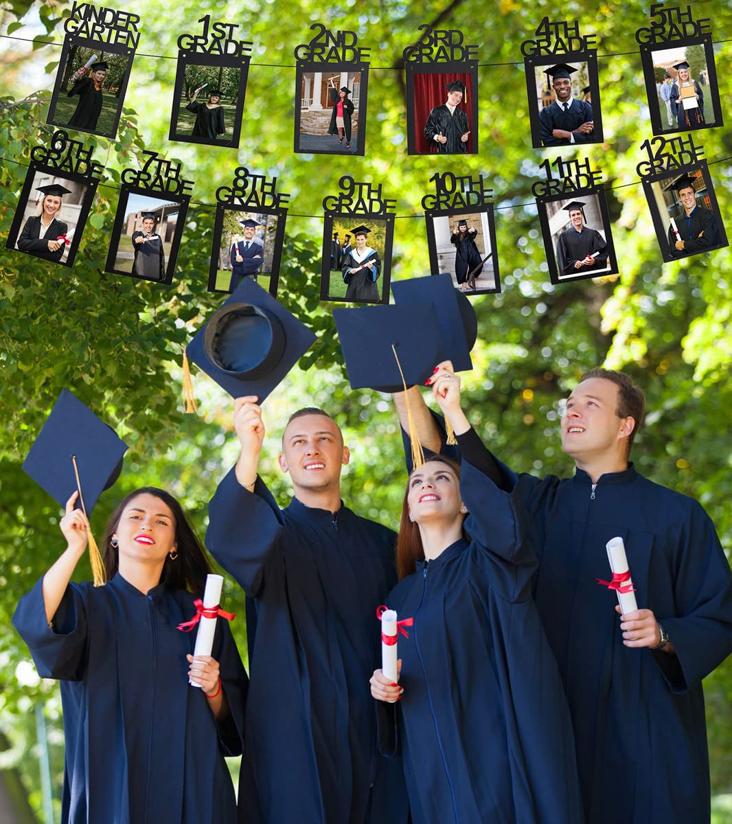 Kinylakor graduation banner for room décor and keepsakes