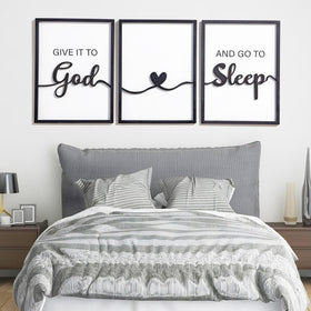 KIOSSUT black-and-white 3D sign decor complements most bedrooms.