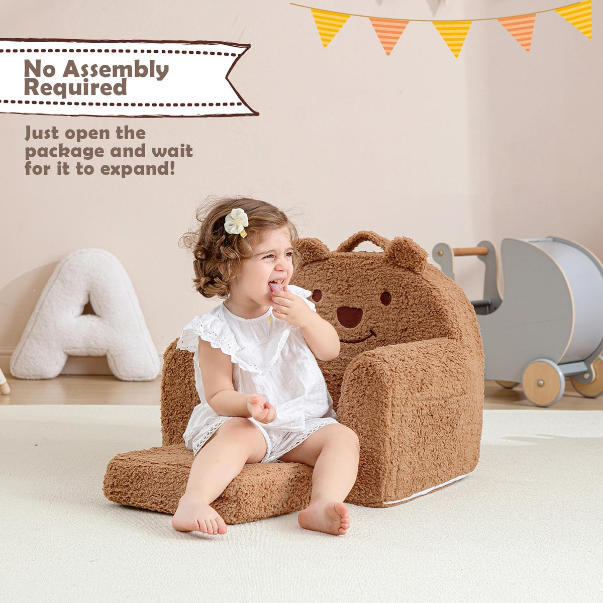 Kisdsa-kids-sofa-convertible-2-in-1 switches from chair to lounger.