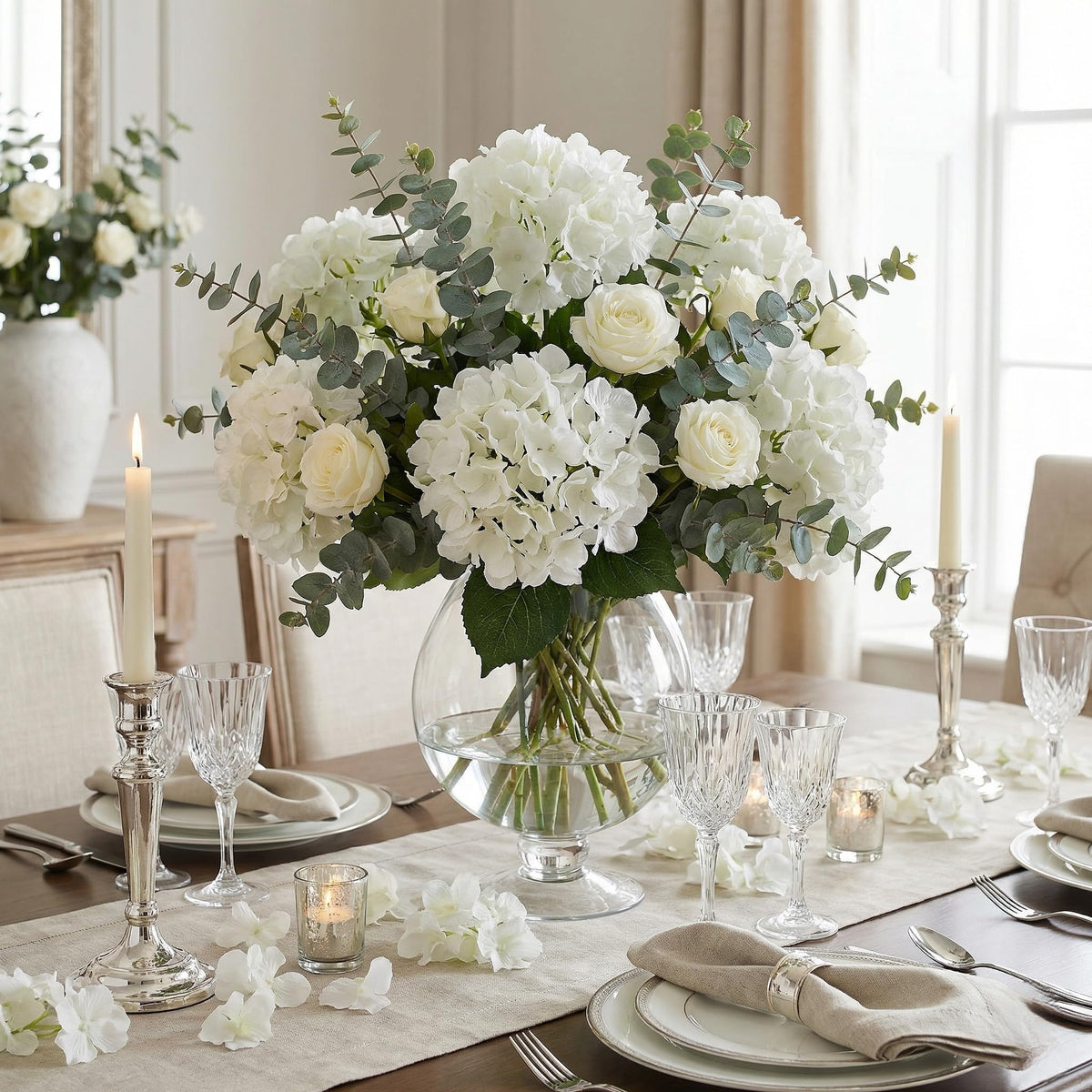 KISLOHUM artificial hydrangea flowers stay vibrant through events.