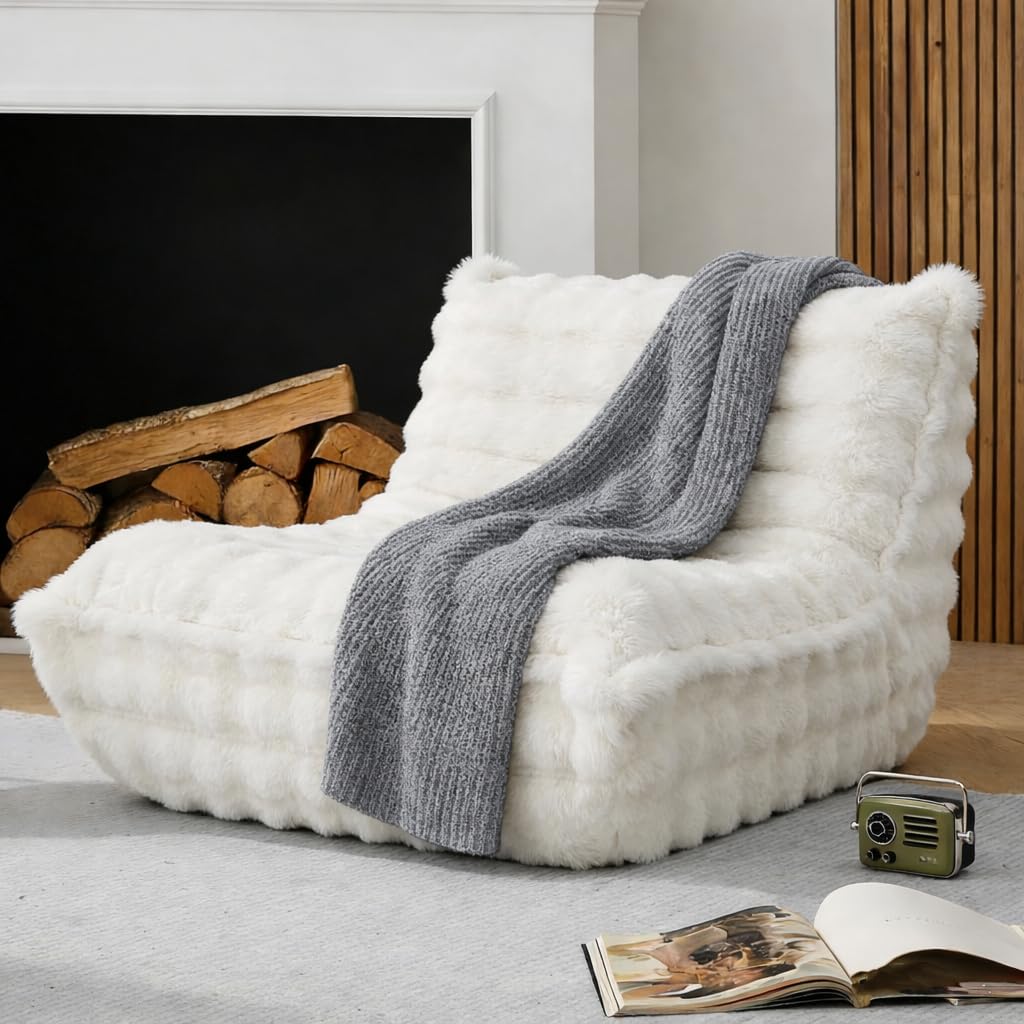 KKdema Bean Bag Chair with faux fur in white delivers ultra-soft comfort for lounging.