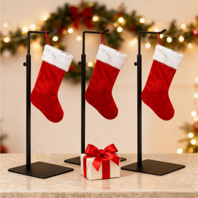 KMtilsh purse display stand base close-up reveals sturdy matte finish and anti-slip EVA pad
