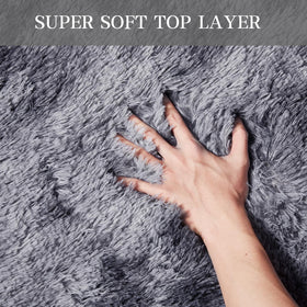 KNZE shag rug edge-locked detail prevents fraying and keeps edges neat