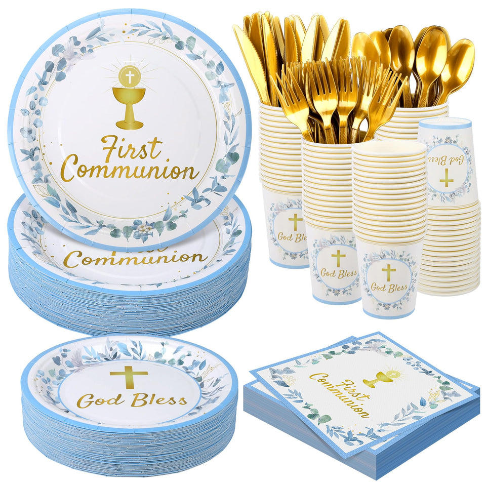 Kochorie blue 9-inch plates provide sturdy, disposable dining at First Communion celebrations.