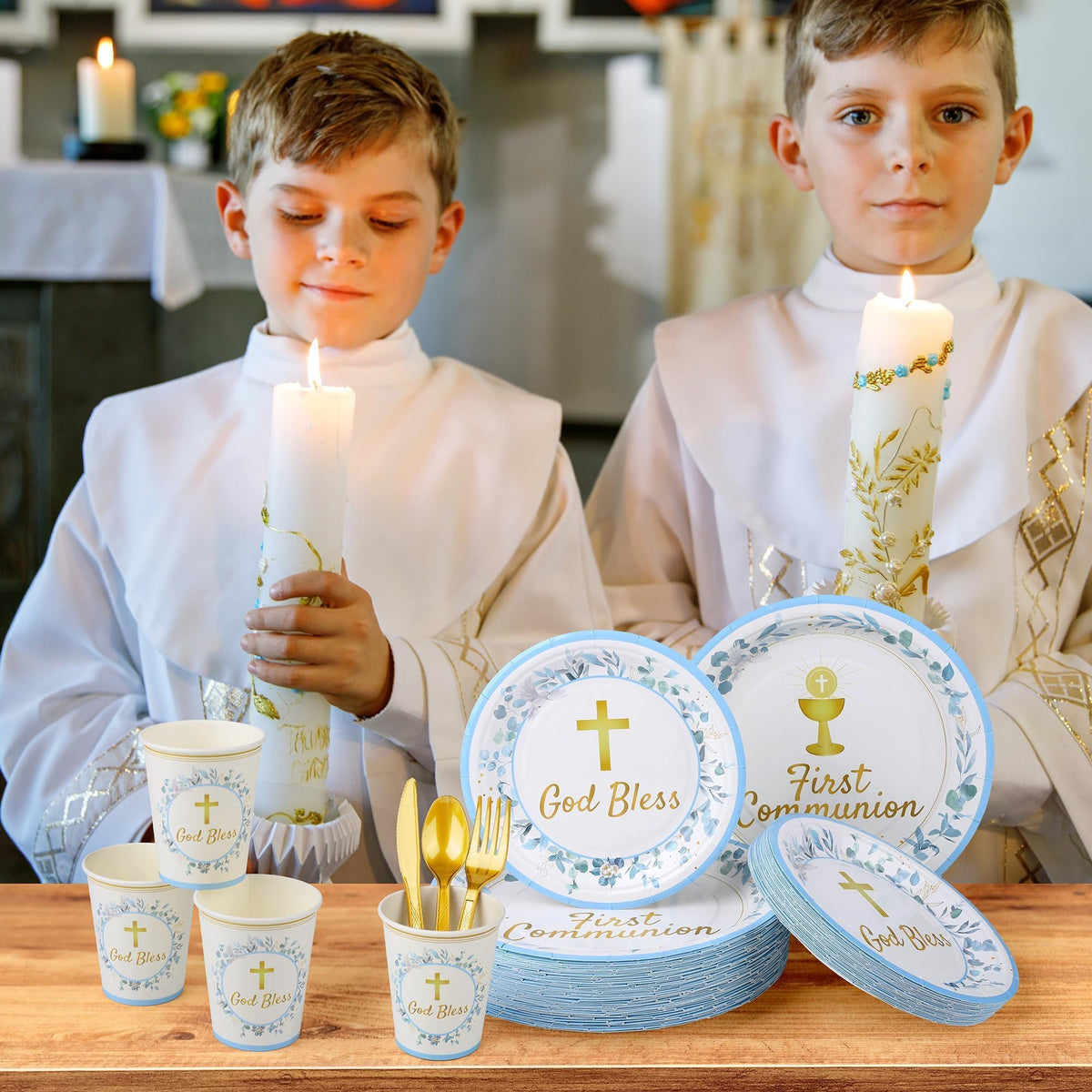 Kochorie blue tableware pack simplifies party planning and cleanup.