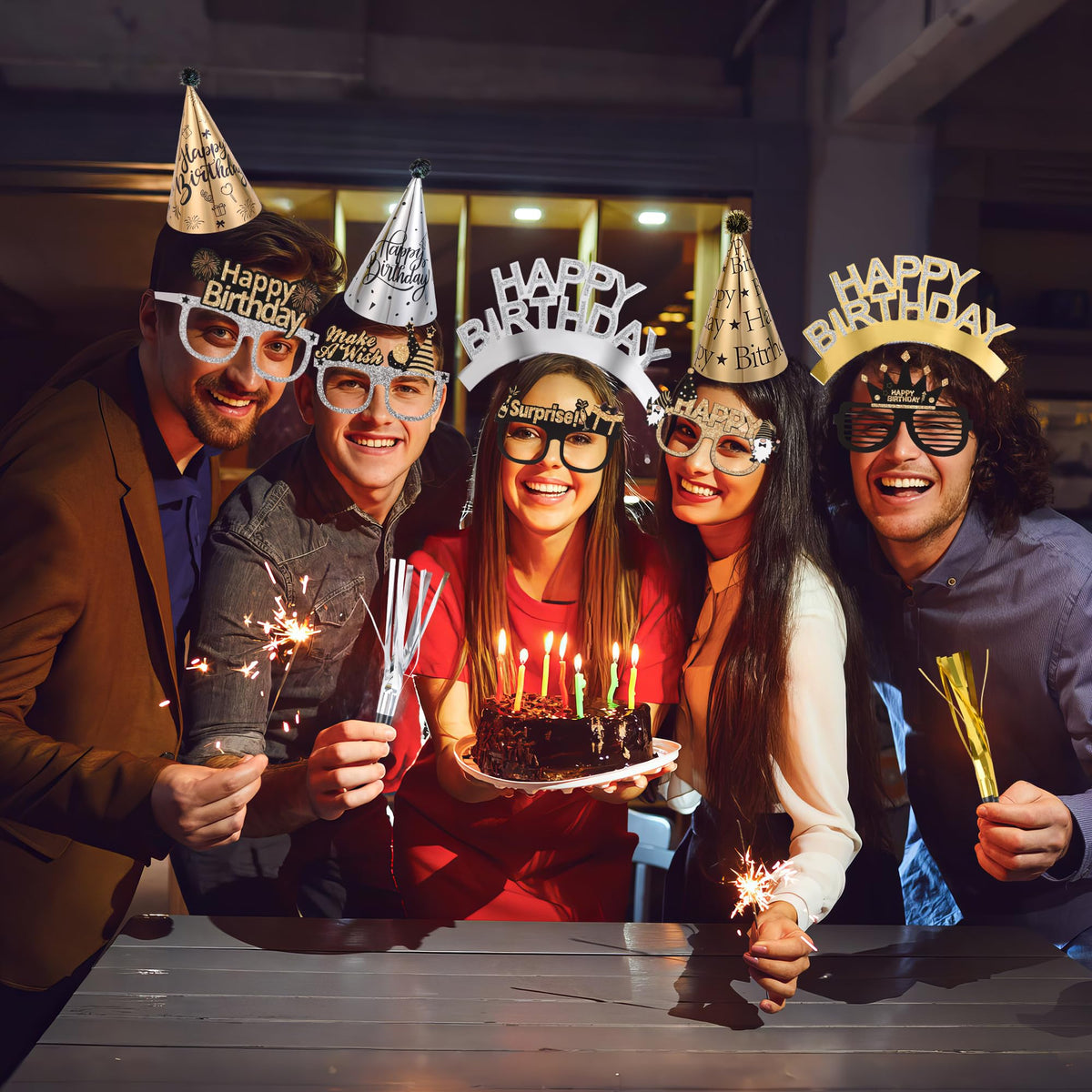 Koeilay black-gold party supplies suit birthdays, baby showers, and celebrations.
