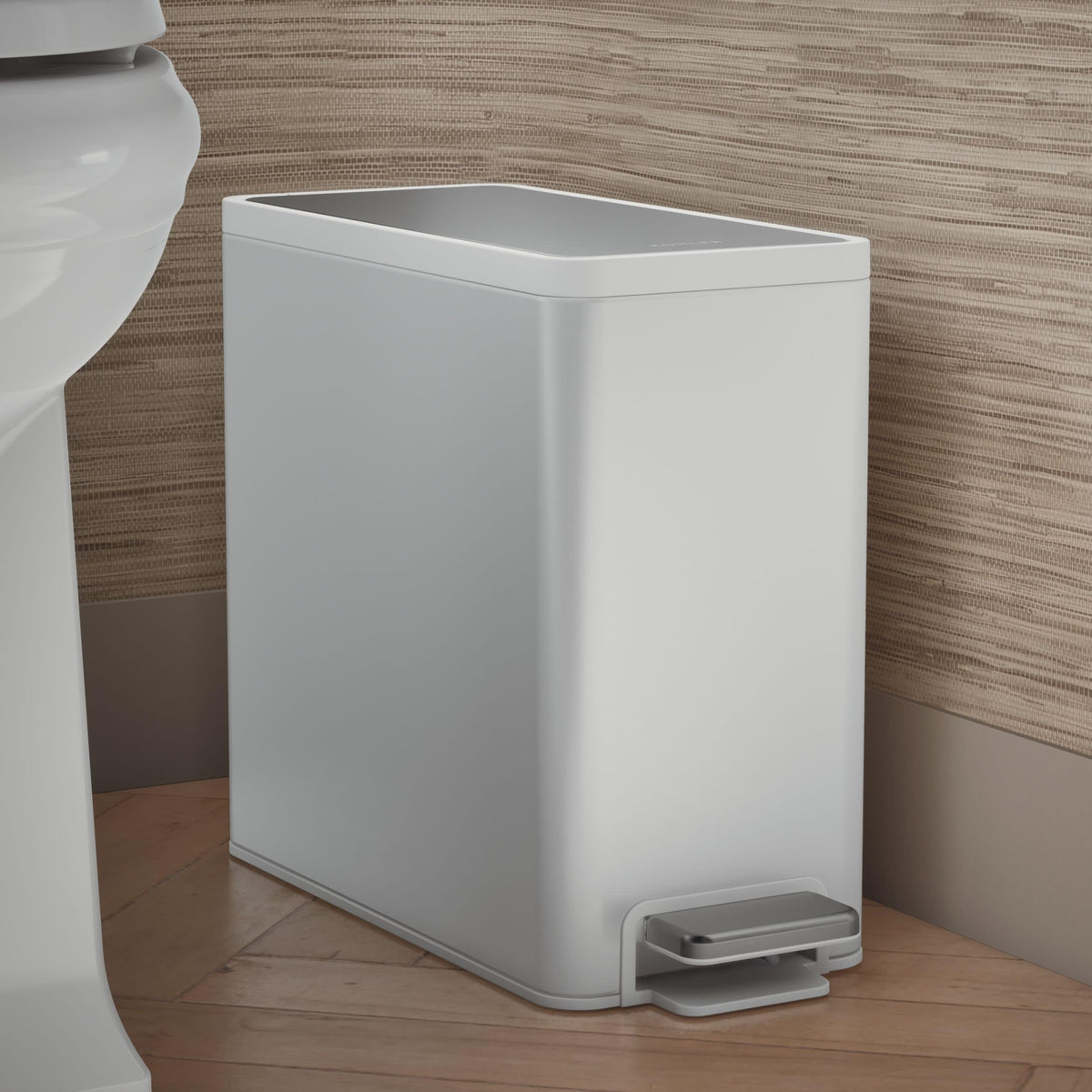 Kohler 20957-STW foot-pedal action enables hands-free waste disposal.