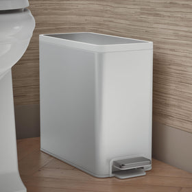 Kohler 20957-STW foot-pedal action enables hands-free waste disposal.