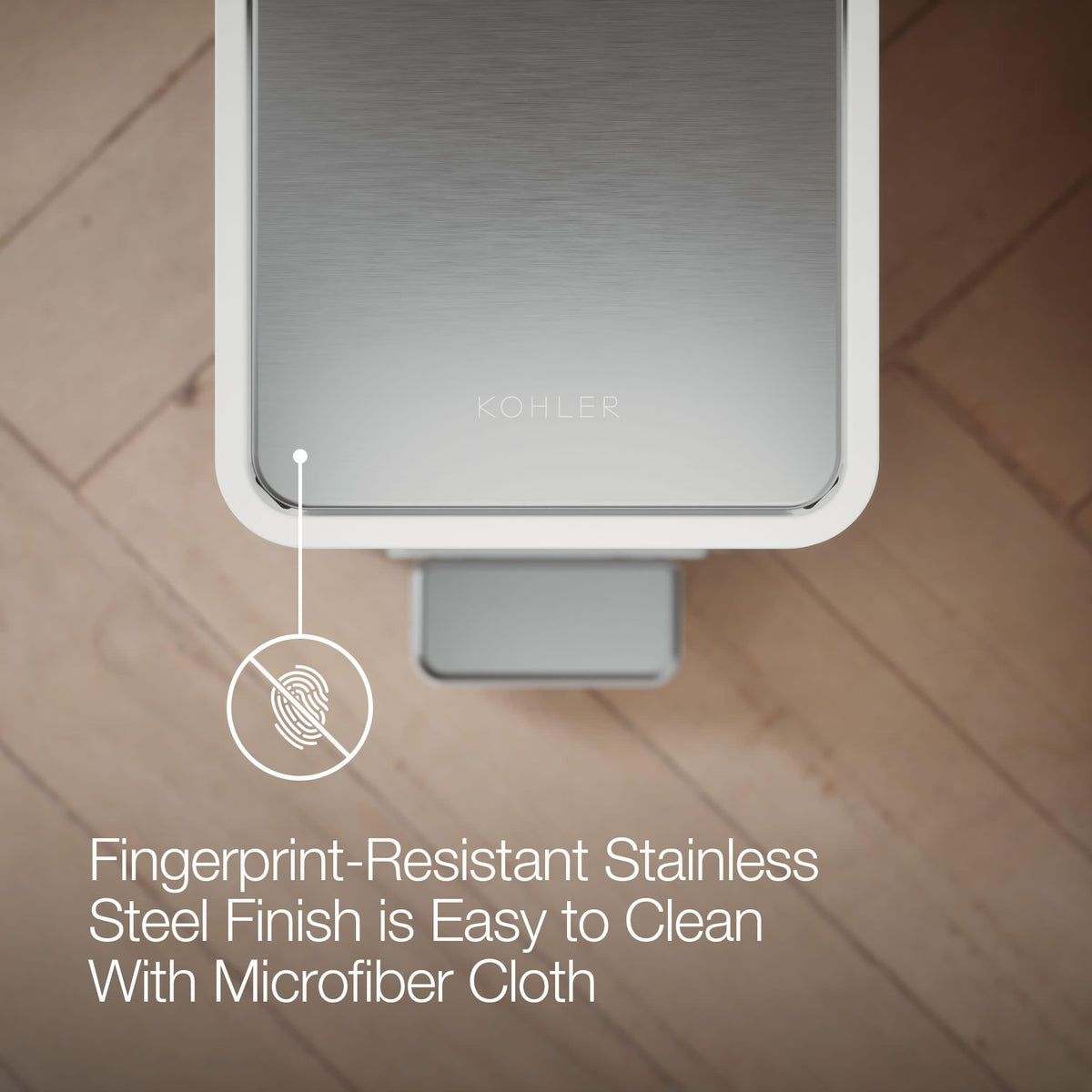 Kohler 20957-STW quiet-close operation reduces noise during use.