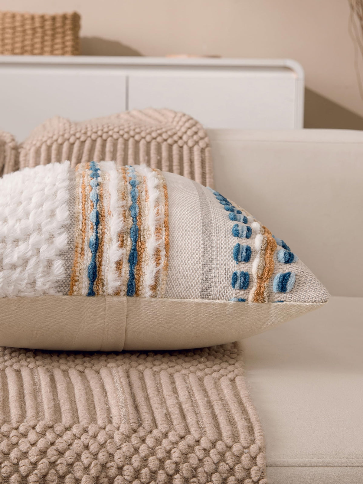 KOOLIFE tufted chenille pillow cover adds depth and warmth to any space.