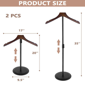 Koretech wooden hanger t-shirt display highlights garments with natural support.