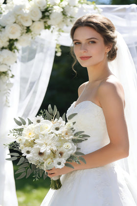 Koroni Flowers artificial flower box for effortless DIY centerpieces.