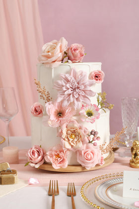 Koroni Flowers baby shower decor adds a sweet, lasting ambience.