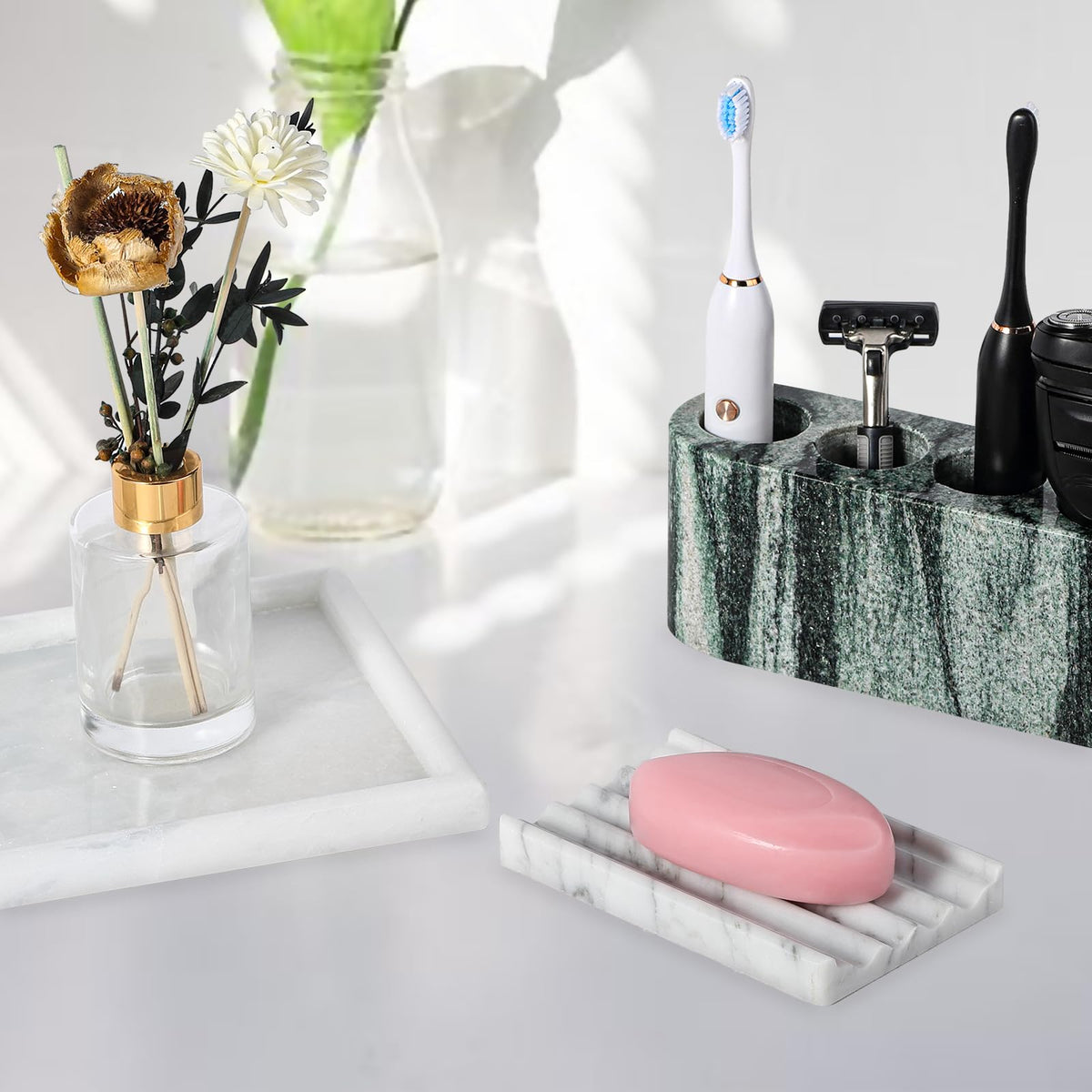 Koville marble soap dish is easy to wipe clean after showers