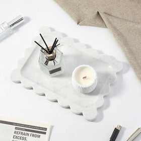 Koville Bianco Carrara tray with non-slip bottom keeps items steady on surfaces.