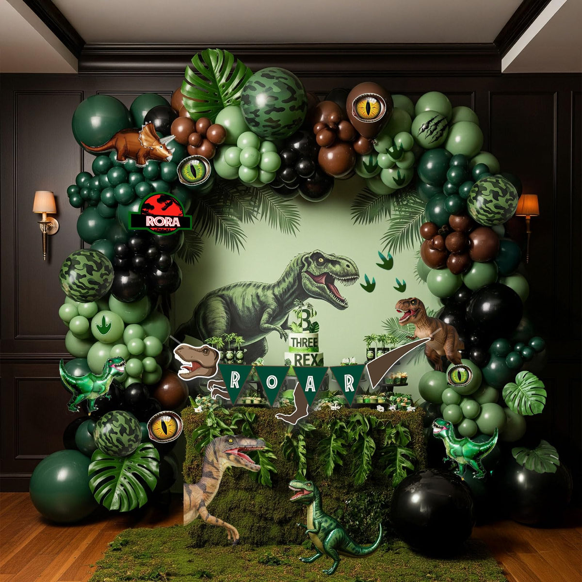 Kozee jungle adventure setup ideal for birthday party photos.