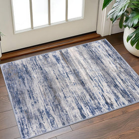 KOZYFLY low-pile design minimizes shedding and stays flat during use