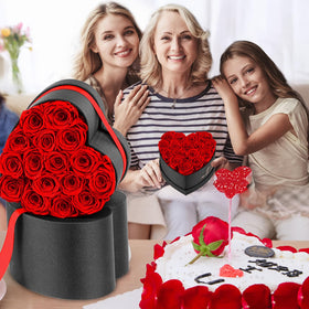 Krinzitt heart-shaped black box showcasing preserved roses