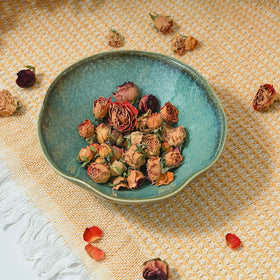 KROUJITY centerpiece bowl brings texture and color to dining or coffee setups.