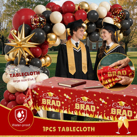 Kudapity cake topper elevates graduation cake display