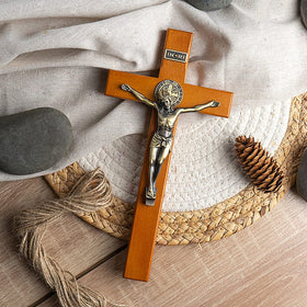 KUXBET antique gold crucifix detail elevates hallway or entryway